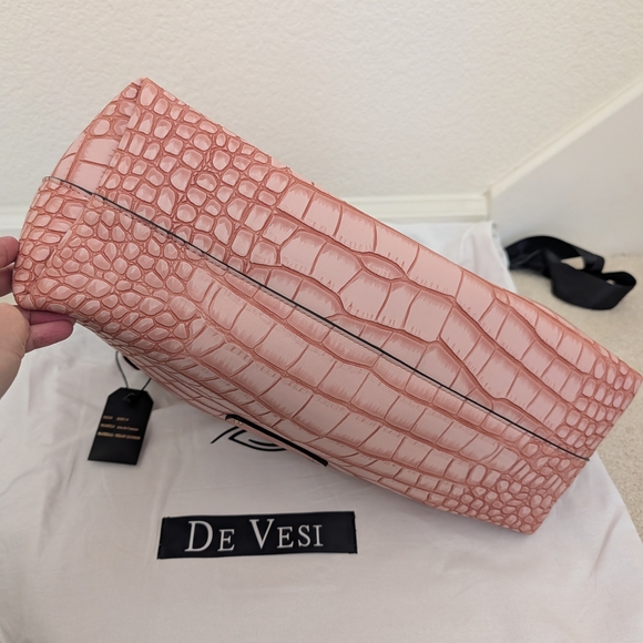 De Vesi Pink Crocodile Embossed Tote Bag - Picture 5 of 6